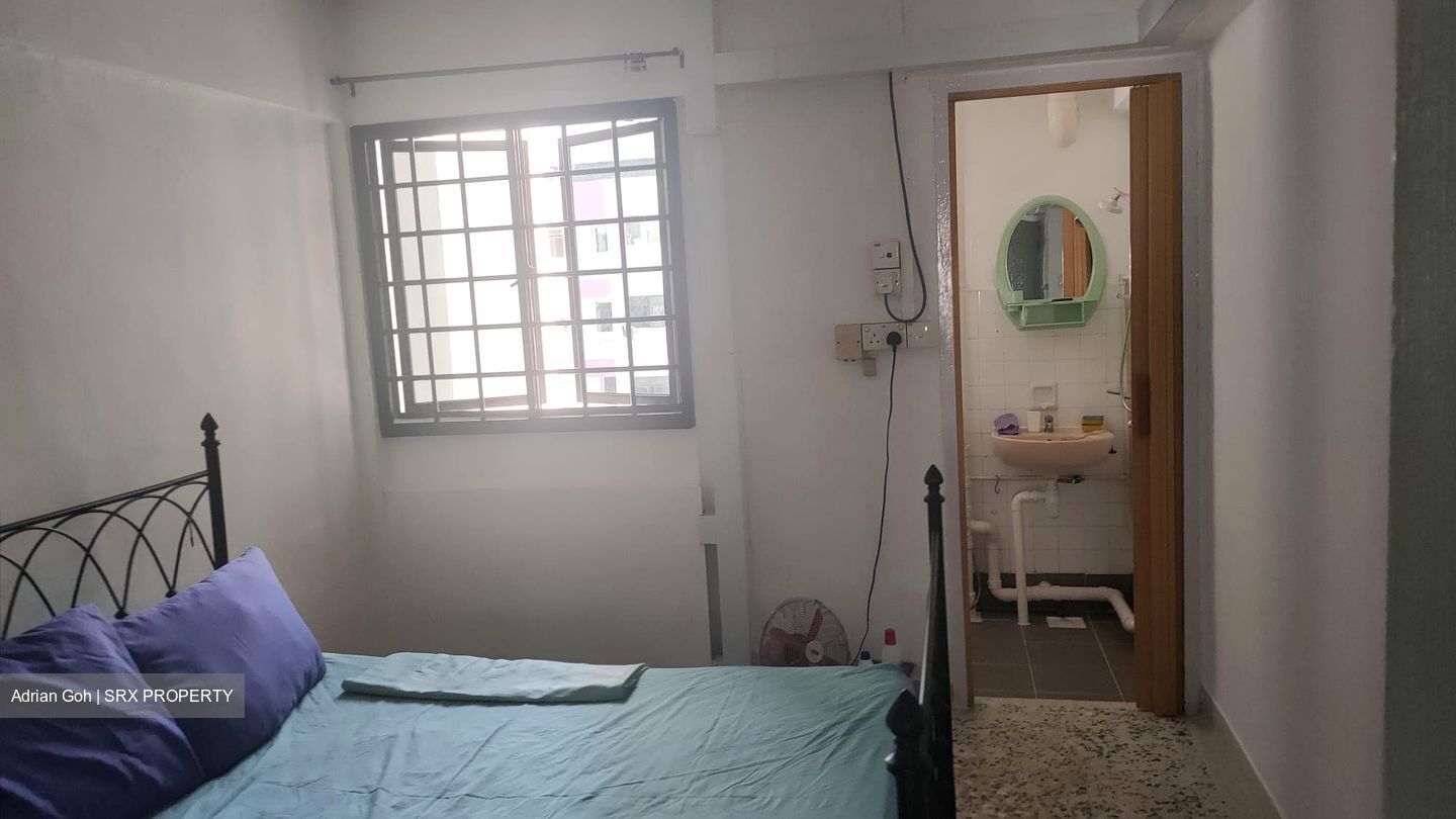 Hougang Avenue 3 (Hougang),  #446159081